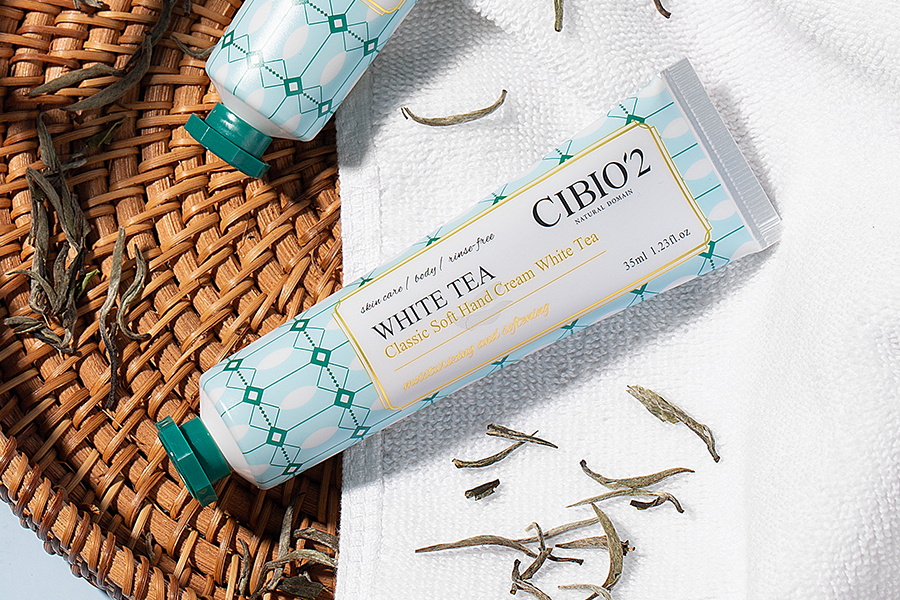 White tea hand cream